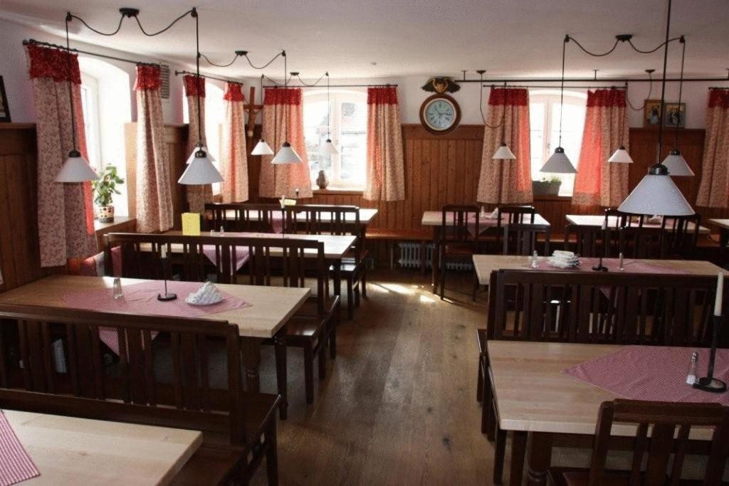 Hattenhofen  Hotel Eberl מראה חיצוני תמונה